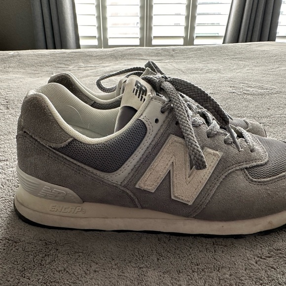 New Balance 574 - Picture 4 of 8